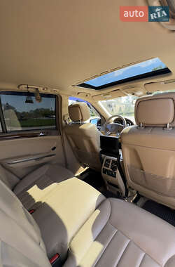 Внедорожник / Кроссовер Mercedes-Benz M-Class 2006 в 