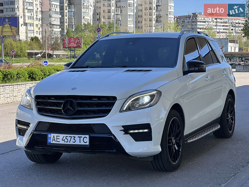 Внедорожник / Кроссовер Mercedes-Benz M-Class 2012 в Запорожье