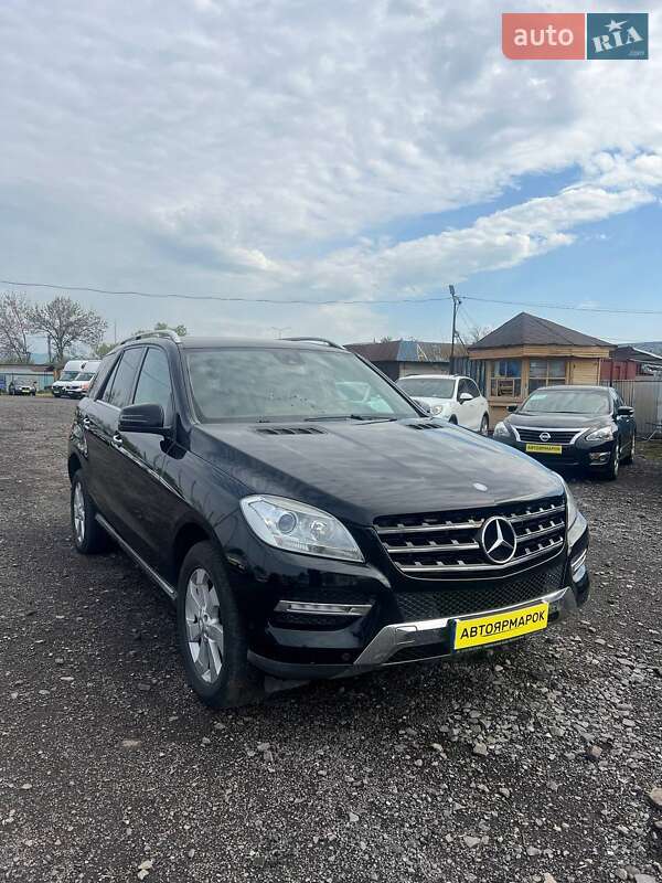 Внедорожник / Кроссовер Mercedes-Benz M-Class 2012 в Ужгороде