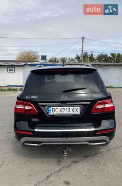 Внедорожник / Кроссовер Mercedes-Benz M-Class 2014 в 