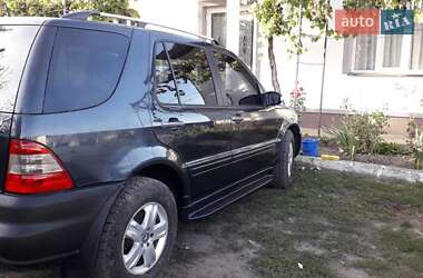 Позашляховик / Кросовер Mercedes-Benz M-Class 2005 в 