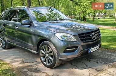 Внедорожник / Кроссовер Mercedes-Benz M-Class 2013 в 