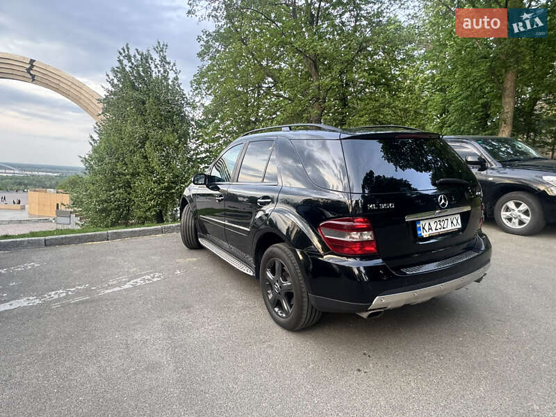 Внедорожник / Кроссовер Mercedes-Benz M-Class 2008 в Киеве