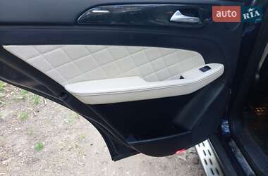 Позашляховик / Кросовер Mercedes-Benz M-Class 2015 в 