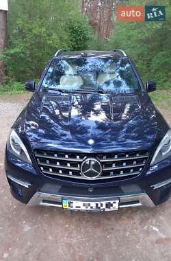 Позашляховик / Кросовер Mercedes-Benz M-Class 2015 в Львові