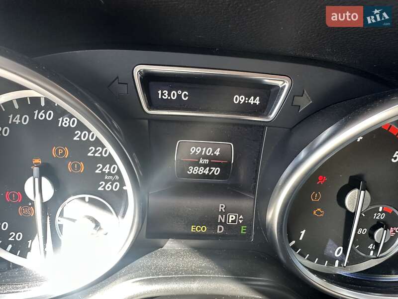 Внедорожник / Кроссовер Mercedes-Benz M-Class 2014 в Ровно