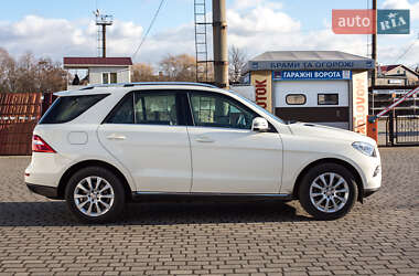 Позашляховик / Кросовер Mercedes-Benz M-Class 2013 в 