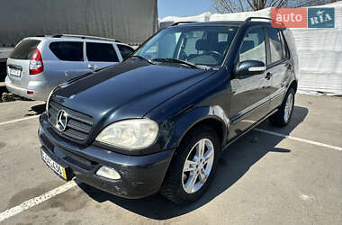 Позашляховик / Кросовер Mercedes-Benz M-Class 2003 в Дніпрі
