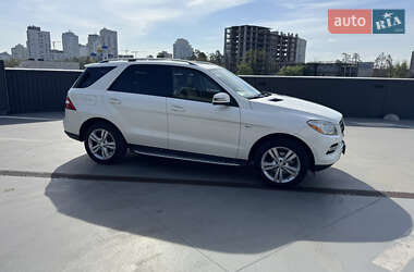 Внедорожник / Кроссовер Mercedes-Benz M-Class 2012 в 