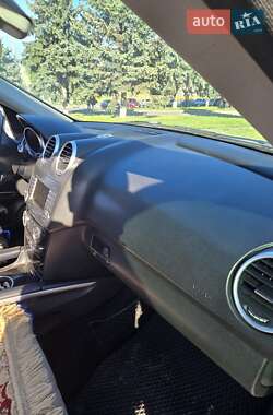 Позашляховик / Кросовер Mercedes-Benz M-Class 2007 в 