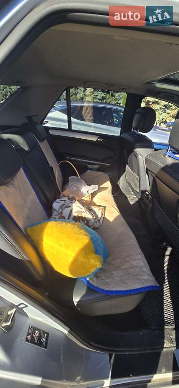 Внедорожник / Кроссовер Mercedes-Benz M-Class 2007 в Подольске фото 19 Внедорожник / Кроссовер Mercedes-Benz M-Class 2007 в Подольске