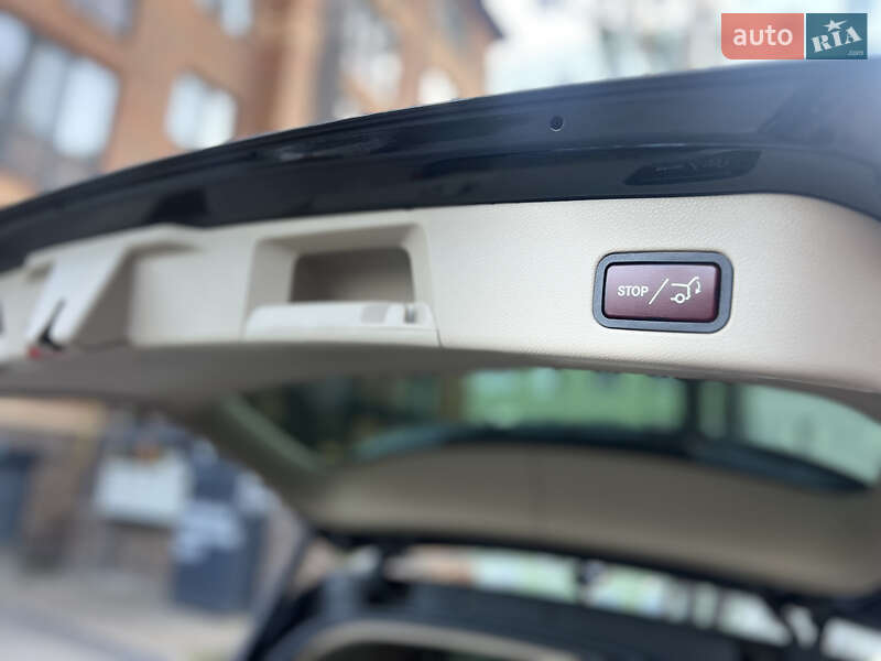 Внедорожник / Кроссовер Mercedes-Benz M-Class 2012 в Киеве