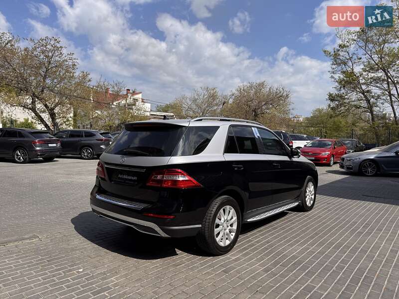 Внедорожник / Кроссовер Mercedes-Benz M-Class 2013 в Одессе
