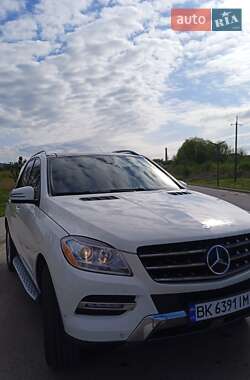 Внедорожник / Кроссовер Mercedes-Benz M-Class 2011 в 