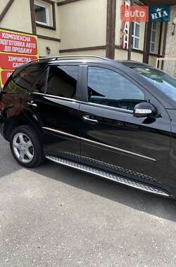 Внедорожник / Кроссовер Mercedes-Benz M-Class 2008 в 