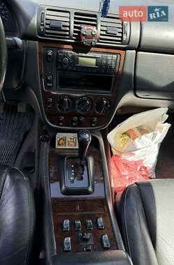 Внедорожник / Кроссовер Mercedes-Benz M-Class 2001 в 