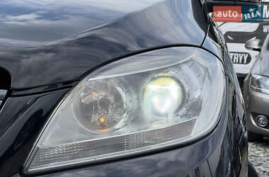 Внедорожник / Кроссовер Mercedes-Benz M-Class 2011 в 