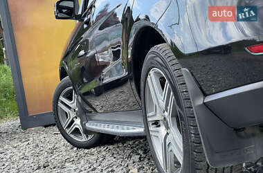 Внедорожник / Кроссовер Mercedes-Benz M-Class 2011 в 