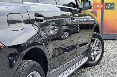 Внедорожник / Кроссовер Mercedes-Benz M-Class 2011 в 