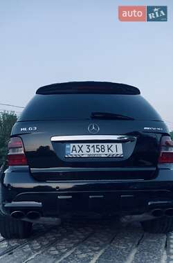 Позашляховик / Кросовер Mercedes-Benz M-Class 2006 в 