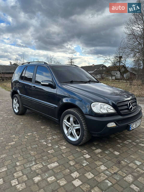 Внедорожник / Кроссовер Mercedes-Benz M-Class 2005 в Ивано-Франковске