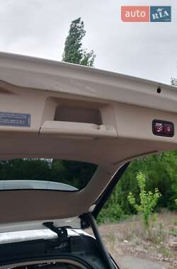 Внедорожник / Кроссовер Mercedes-Benz M-Class 2014 в 