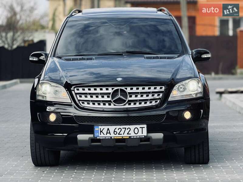 Позашляховик / Кросовер Mercedes-Benz M-Class 2005 в 