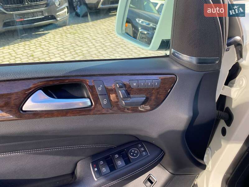 Позашляховик / Кросовер Mercedes-Benz M-Class 2013 в Львові