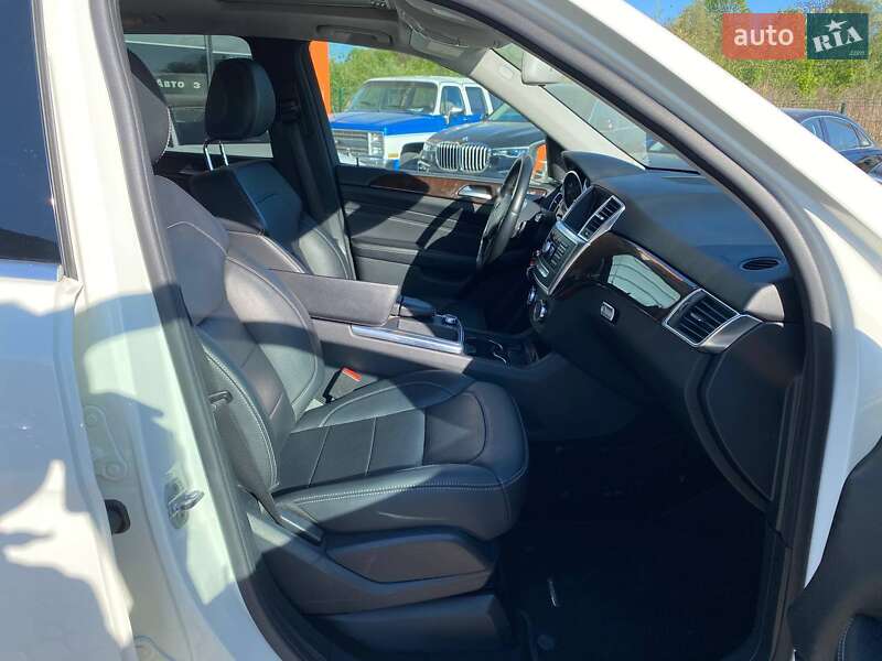 Позашляховик / Кросовер Mercedes-Benz M-Class 2013 в Львові
