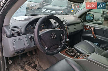 Позашляховик / Кросовер Mercedes-Benz M-Class 1999 в 