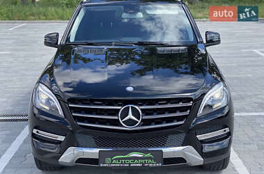 Позашляховик / Кросовер Mercedes-Benz M-Class 2011 в 