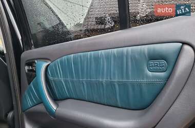 Внедорожник / Кроссовер Mercedes-Benz M-Class 2003 в 
