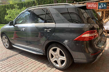 Внедорожник / Кроссовер Mercedes-Benz M-Class 2014 в 