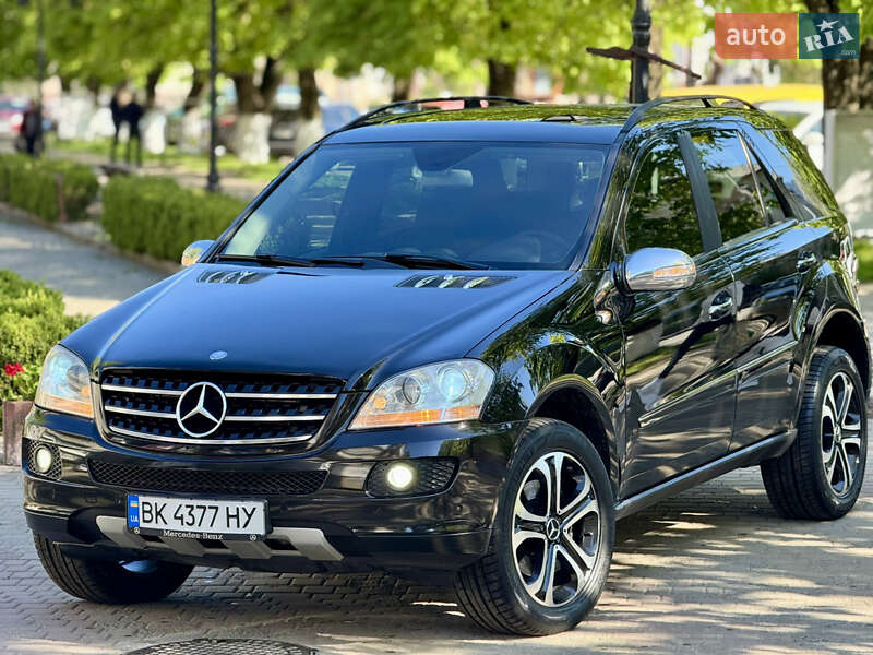 Позашляховик / Кросовер Mercedes-Benz M-Class 2007 в 