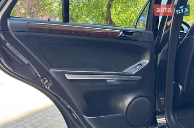 Позашляховик / Кросовер Mercedes-Benz M-Class 2007 в 