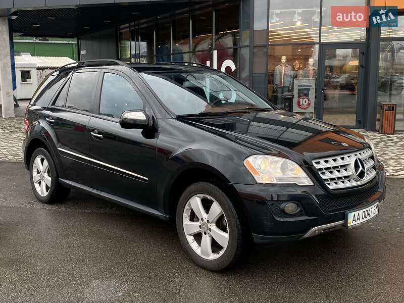 Позашляховик / Кросовер Mercedes-Benz M-Class 2009 в Києві
