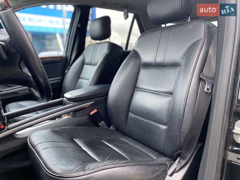 Позашляховик / Кросовер Mercedes-Benz M-Class 2009 в Києві