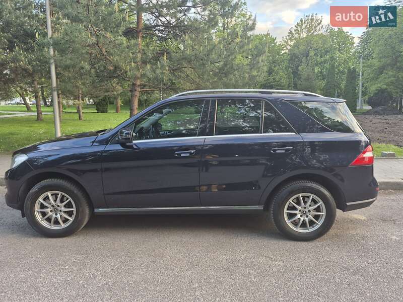 Mercedes-Benz M-Class 2012