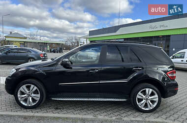 Внедорожник / Кроссовер Mercedes-Benz M-Class 2006 в 