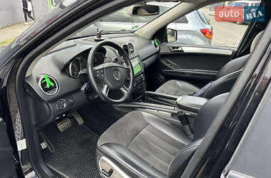 Внедорожник / Кроссовер Mercedes-Benz M-Class 2006 в 