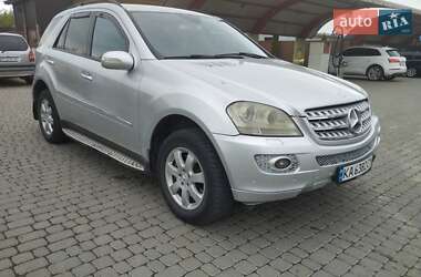 Внедорожник / Кроссовер Mercedes-Benz M-Class 2005 в 