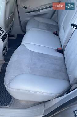 Позашляховик / Кросовер Mercedes-Benz M-Class 2006 в 