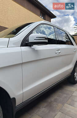 Внедорожник / Кроссовер Mercedes-Benz M-Class 2015 в 