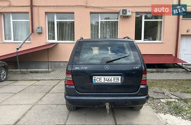 Внедорожник / Кроссовер Mercedes-Benz M-Class 2001 в 