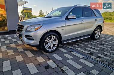 Позашляховик / Кросовер Mercedes-Benz M-Class 2011 в 