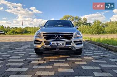 Mercedes-Benz M-Class 2011 Mercedes-Benz M-Class 2011