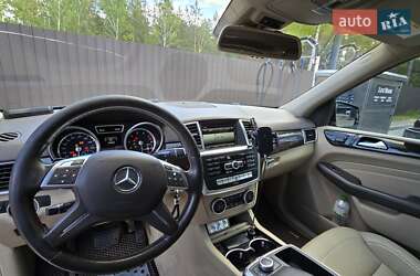 Позашляховик / Кросовер Mercedes-Benz M-Class 2014 в 