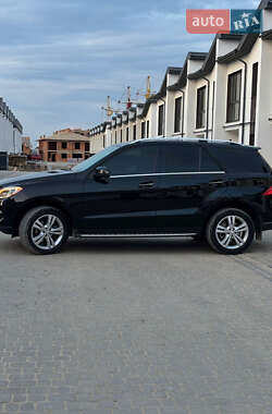 Внедорожник / Кроссовер Mercedes-Benz M-Class 2013 в 