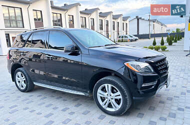 Внедорожник / Кроссовер Mercedes-Benz M-Class 2013 в 