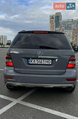Внедорожник / Кроссовер Mercedes-Benz M-Class 2010 в 